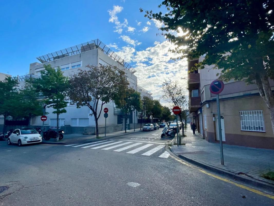 Terreno en venta en Sant Boi de Llobregat, Barcelona photo 2