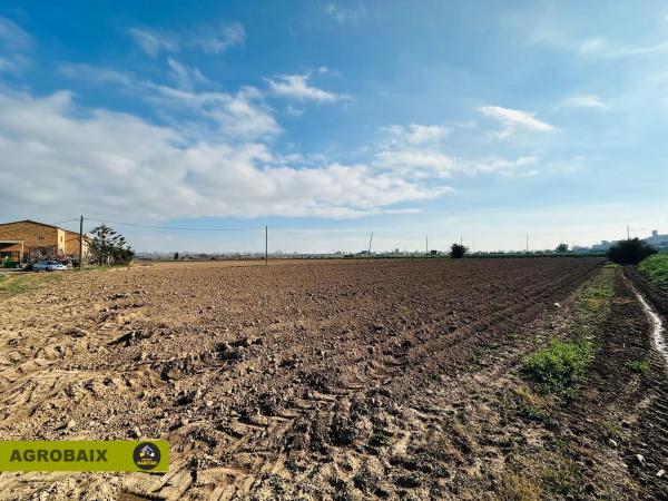 Terreno en Ciutat Cooperativa - Moli Nou thumbnail 1