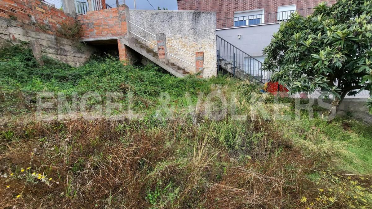 Terreno en venta en Sant Boi de Llobregat, Barcelona photo 3