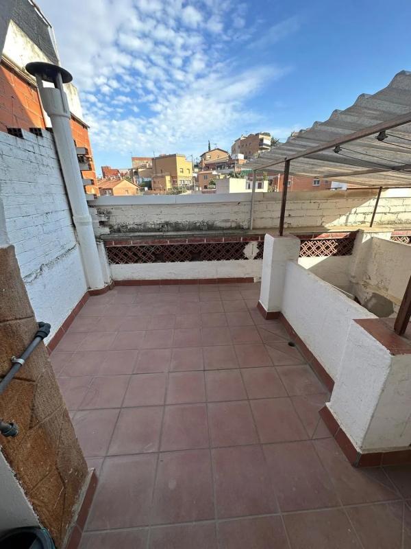 Terreno en venta en Sant Vicenç Dels Horts, Barcelona photo 3