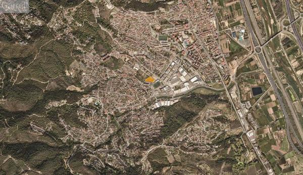 Terreno en Sant Vicenç Dels Horts photo 1