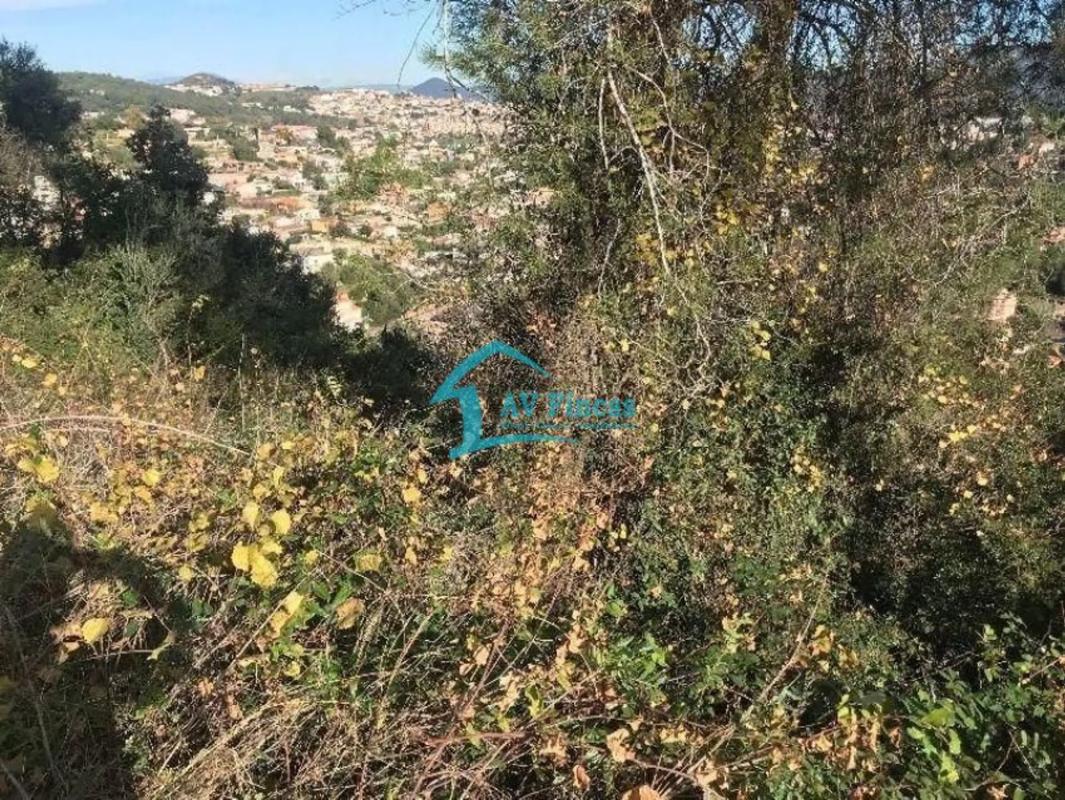 Terreno en venta en Sant Vicenç Dels Horts, Barcelona photo 4