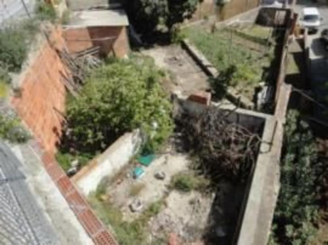 Terreno en venta en Sant Vicenç Dels Horts, Barcelona photo 1