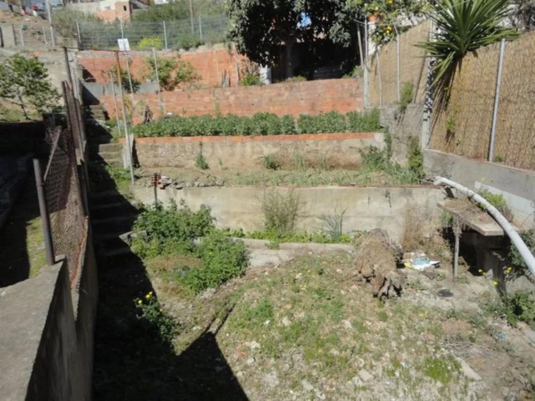 Terreno en venta en Sant Vicenç Dels Horts, Barcelona photo 3
