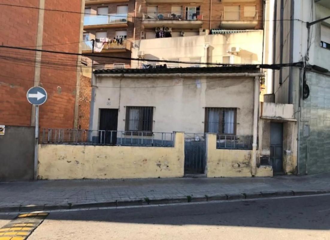 Terreno en venta en Sant Vicenç Dels Horts, Barcelona photo 4