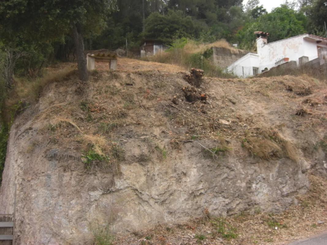 Terreno en venta en Sant Vicenç Dels Horts, Barcelona photo 1