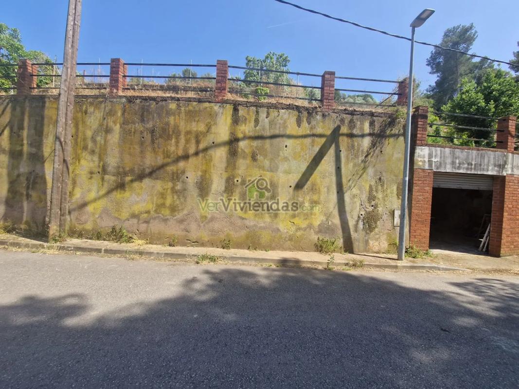 Terreno en venta en Torrelles de Llobregat, Barcelona photo 5