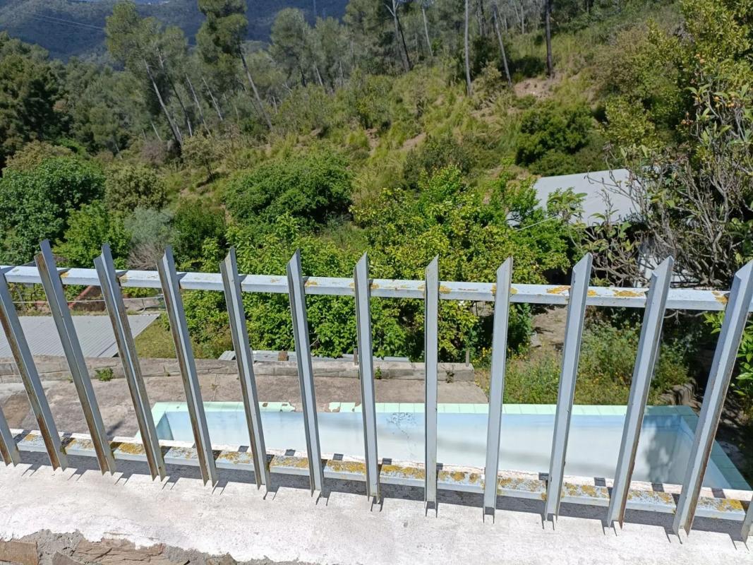 Terreno en venta en Torrelles de Llobregat, Barcelona photo 3