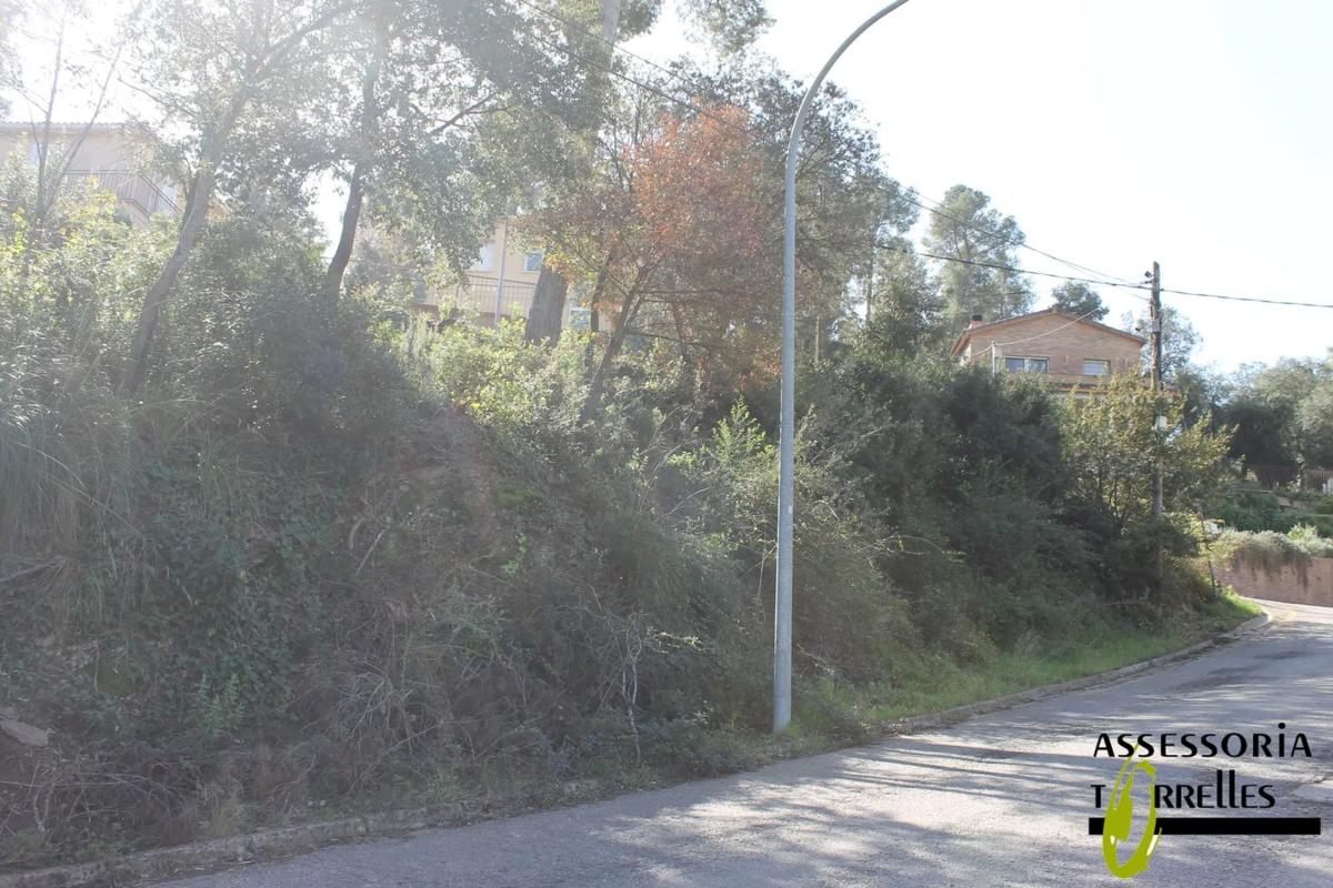 Działka na sprzedaż w Torrelles de Llobregat, Barcelona photo 2
