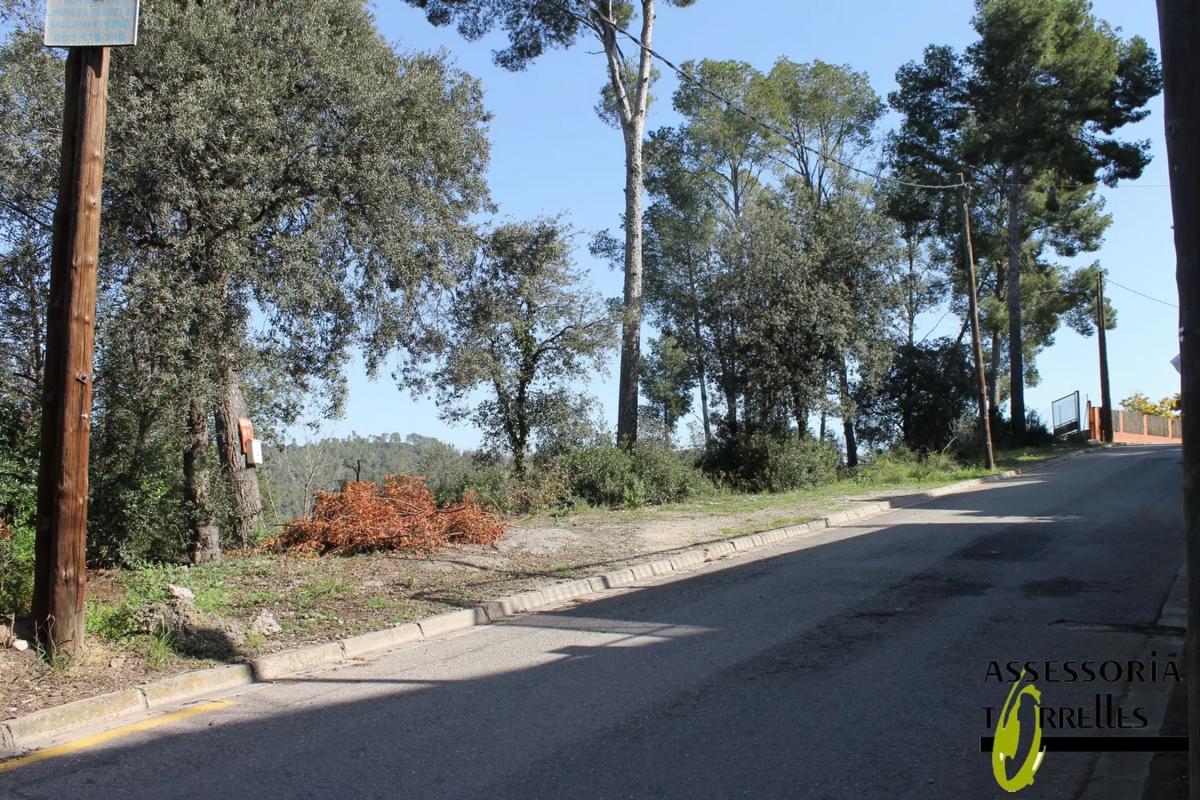 Działka na sprzedaż w Torrelles de Llobregat, Barcelona photo 3
