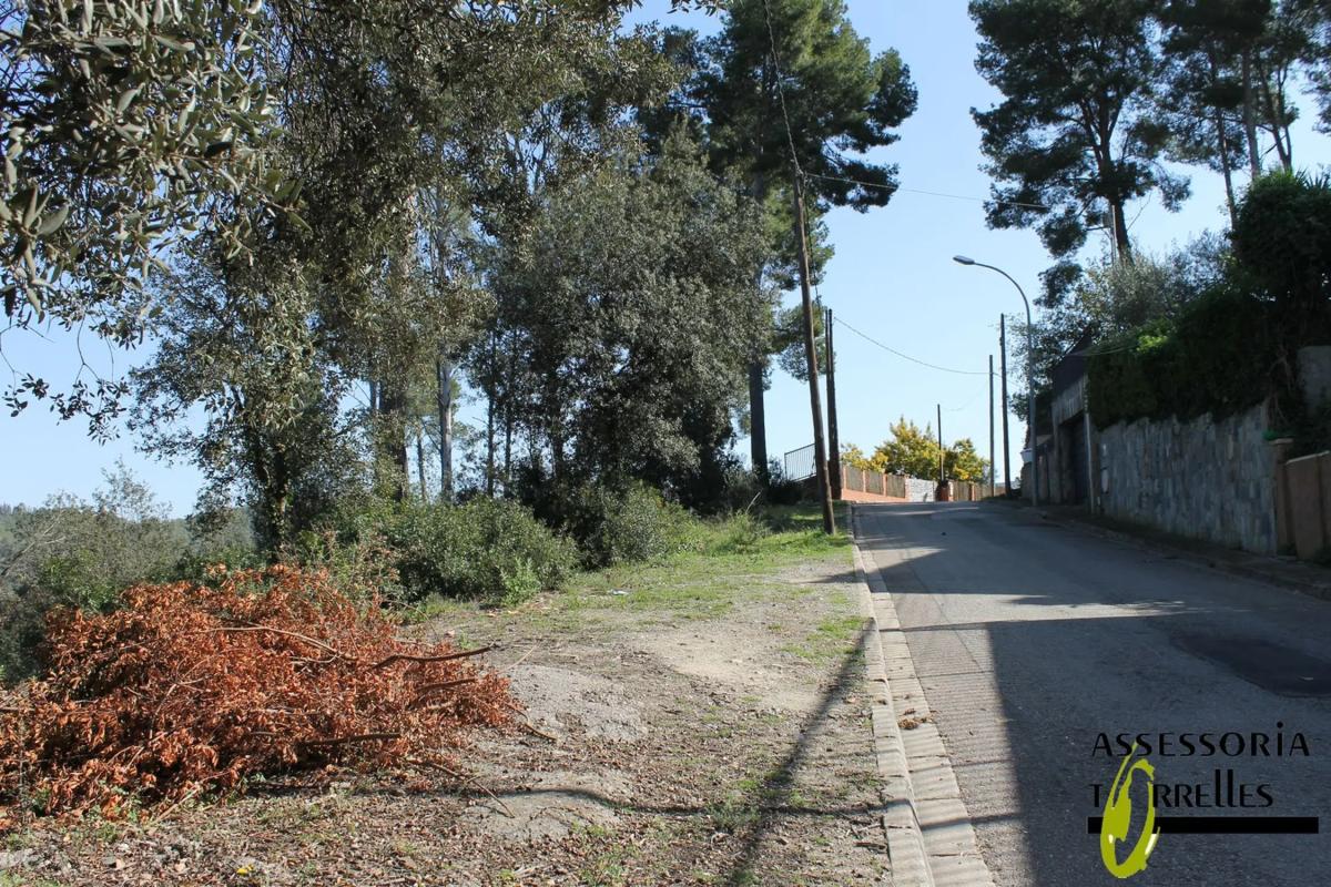 Działka na sprzedaż w Torrelles de Llobregat, Barcelona photo 4