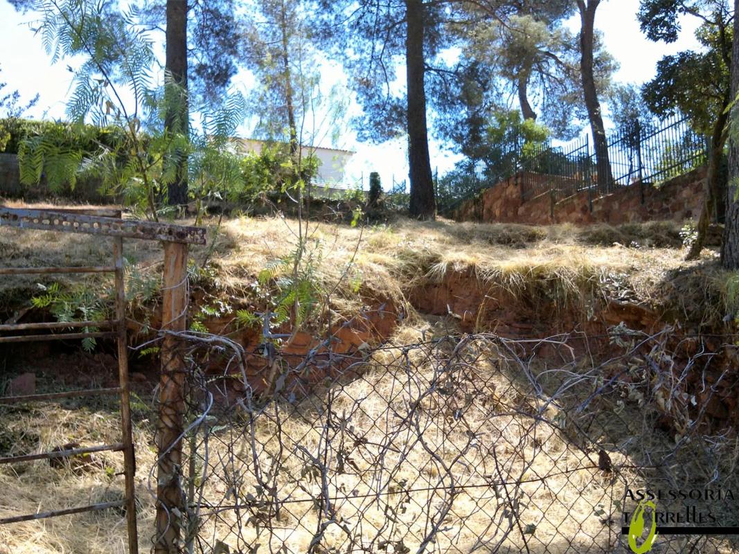 Działka na sprzedaż w Torrelles de Llobregat, Barcelona photo 2