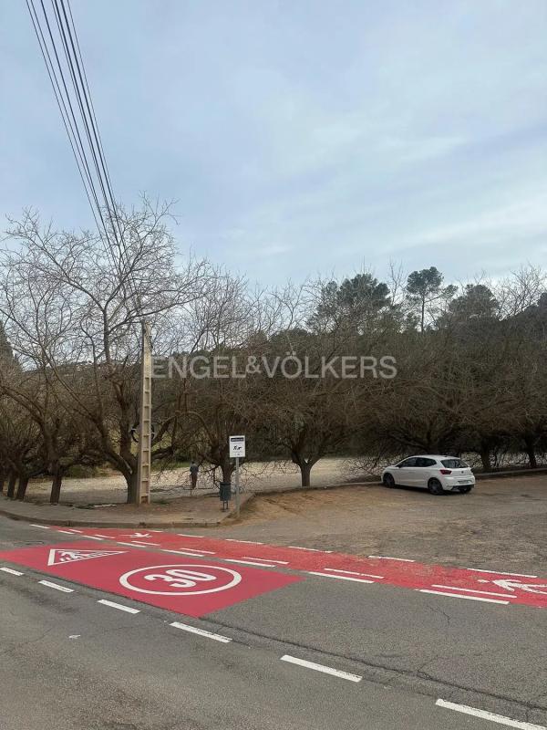 Terreno en venta en Torrelles de Llobregat, Barcelona photo 5