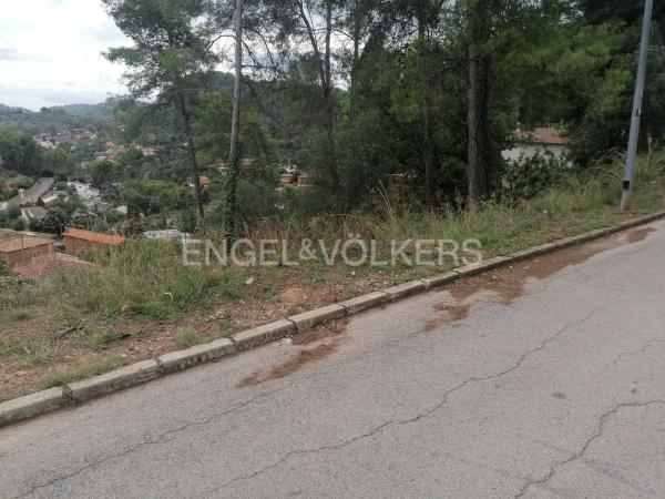 Terreno en Torrelles de Llobregat photo 1