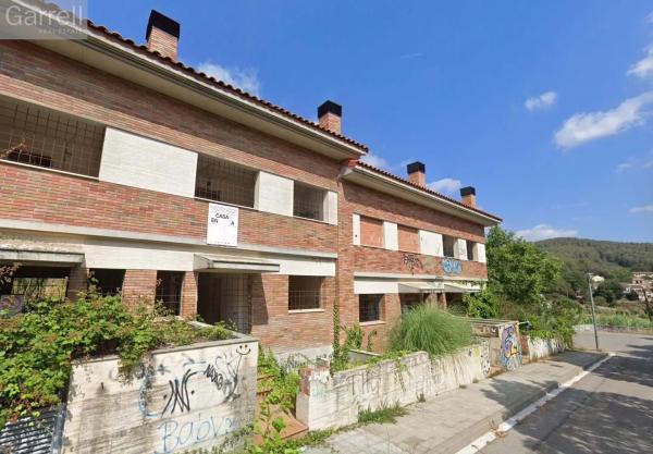 Terreno en Torrelles de Llobregat photo 1