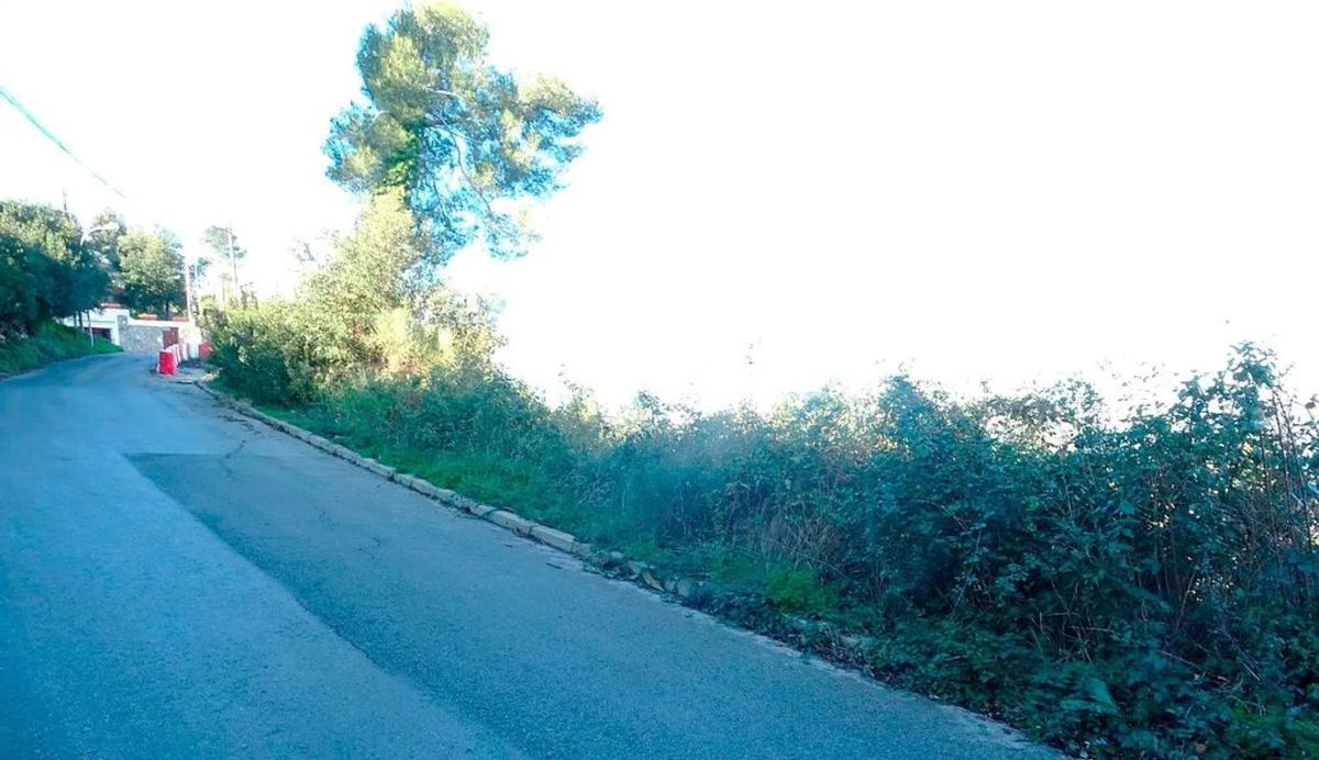 Terreno en venta en Torrelles de Llobregat, Barcelona photo 3
