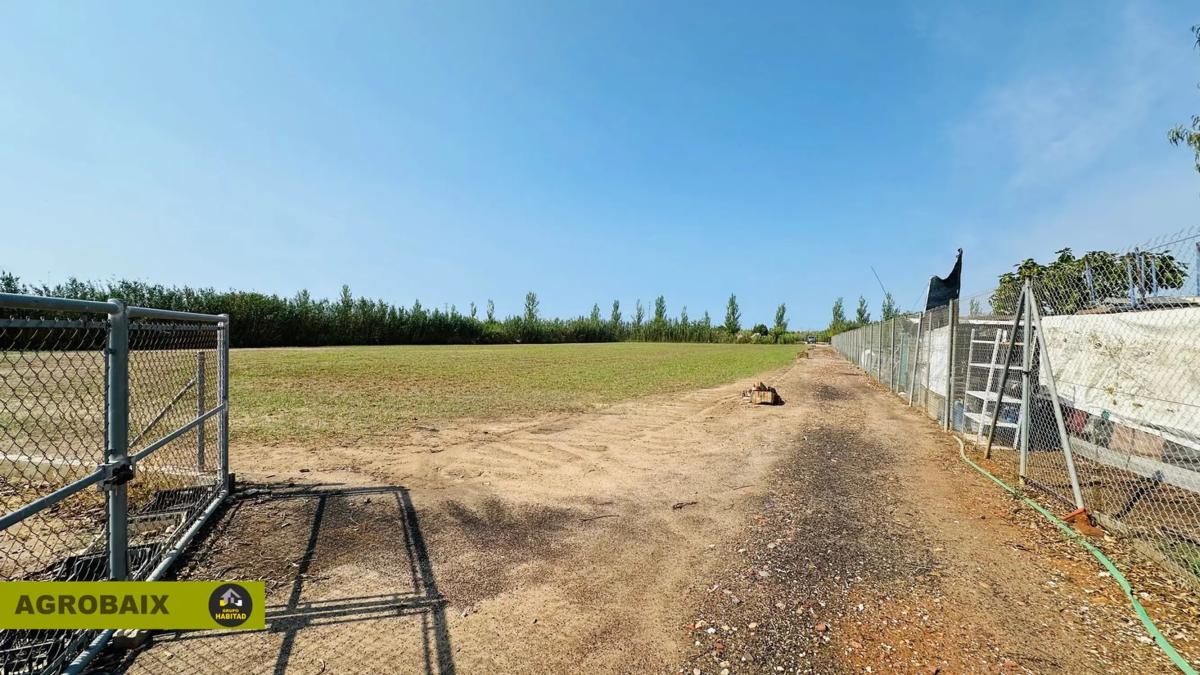 Land for sale in Viladecans, Barcelona photo 2