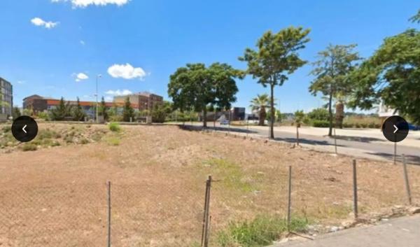 Terreno en calle del Ferrocarril photo 1