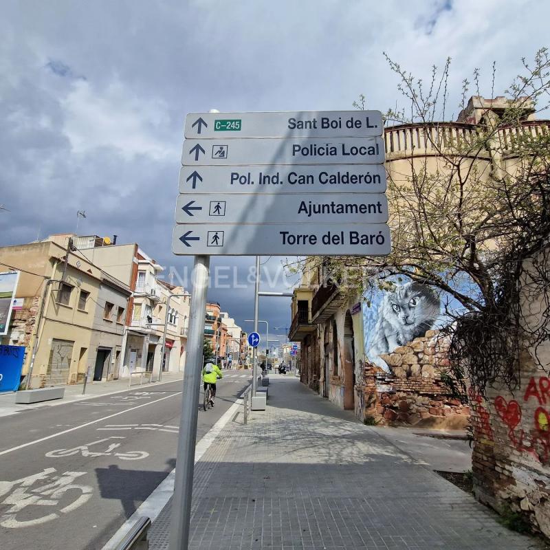 Terreno en venta en Viladecans, Barcelona photo 3