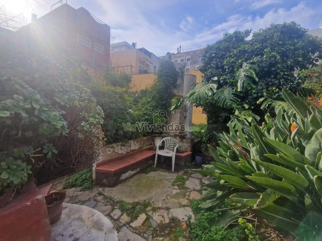 Terreno en venta en Viladecans, Barcelona photo 2