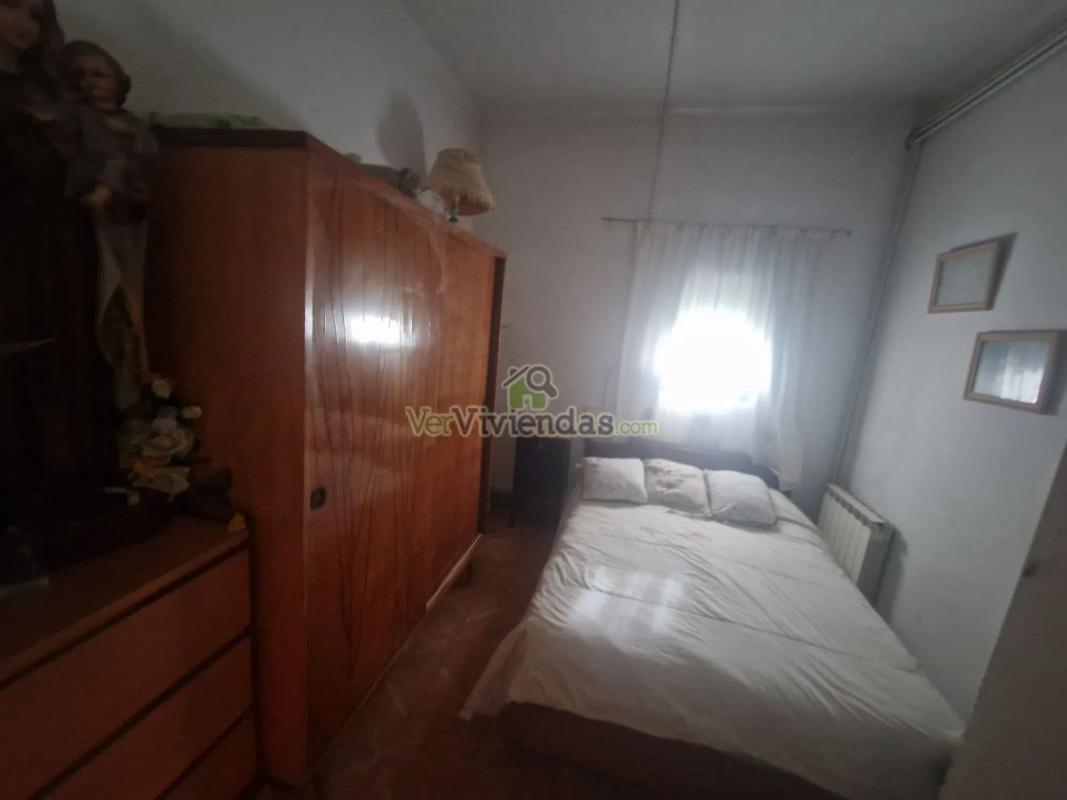 Terreno en venta en Viladecans, Barcelona photo 3