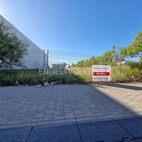 Terreno en avenida del Segle Xxi photo 1