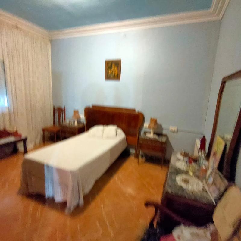 Terreno en venta en Viladecans, Barcelona photo 2