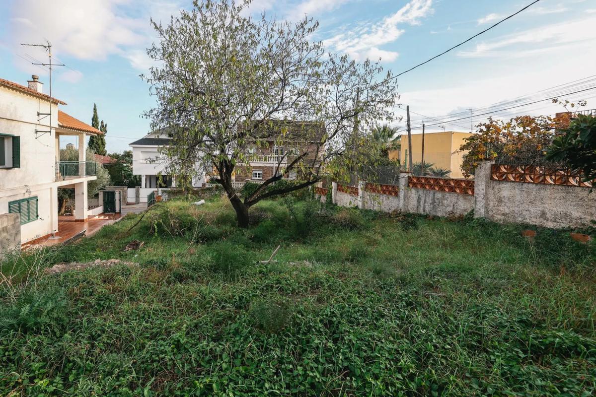 Terreno en venta en Viladecans, Barcelona photo 3