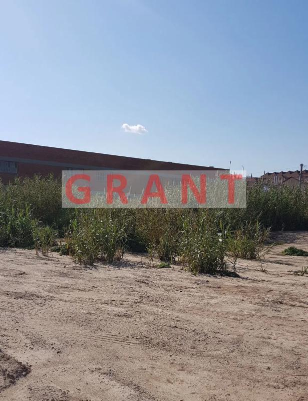 Terreno en venta en Viladecans, Barcelona photo 2