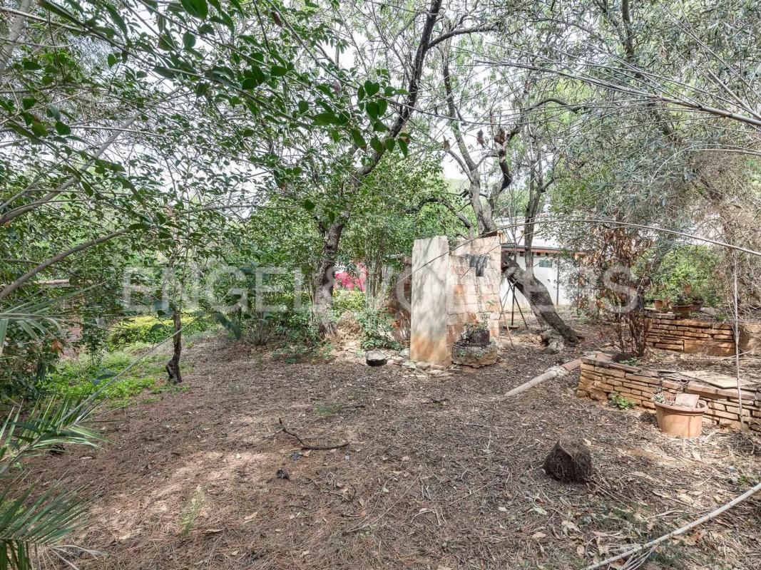 Land for sale in Barcelona, Barcelona photo 2