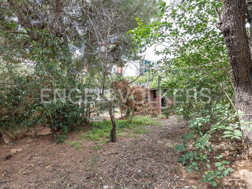 Land for sale in Barcelona, Barcelona photo 4