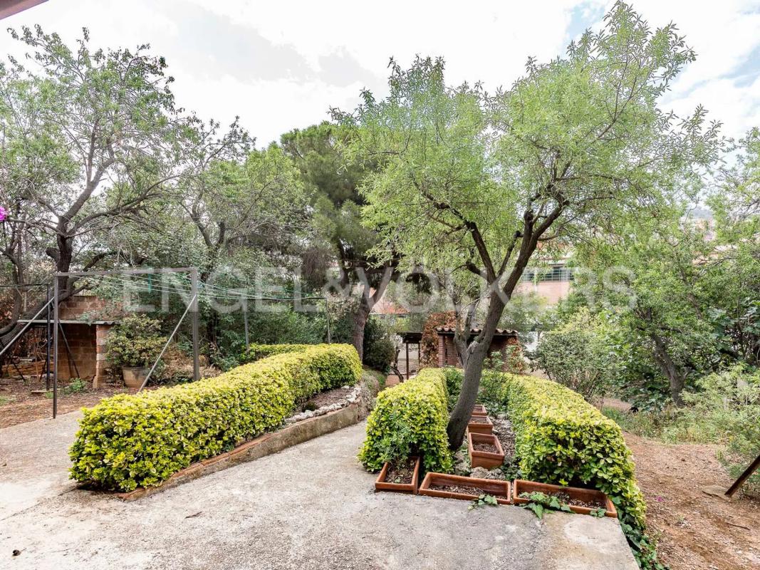 Land for sale in Barcelona, Barcelona photo 5