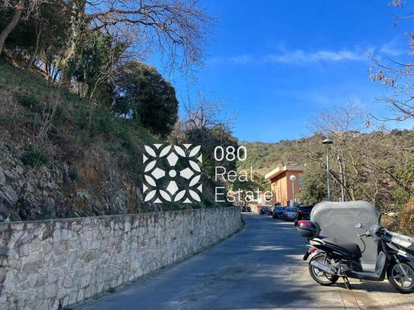 Terreno en Barrio Sant Genís Dels Agudells - Montbau photo 1