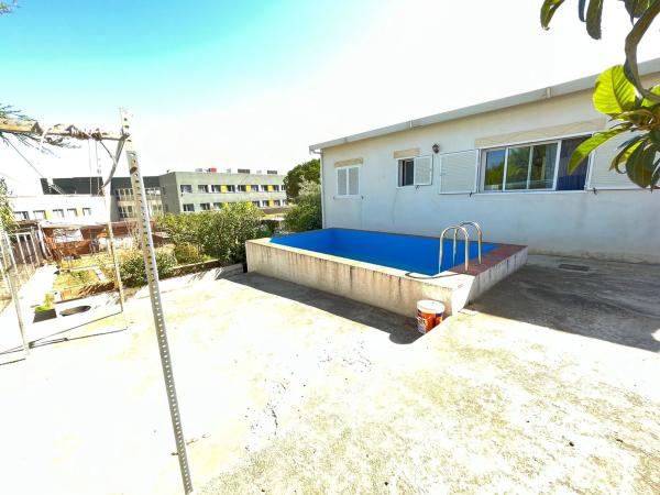 Terreno en calle de Mura s/n sn thumbnail 1