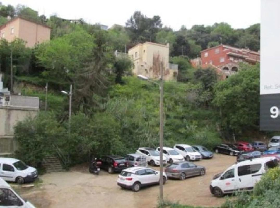 Land for sale in Barcelona, Barcelona photo 2