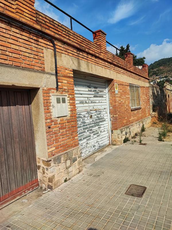 Terreno en venta en Barcelona, Barcelona photo 4