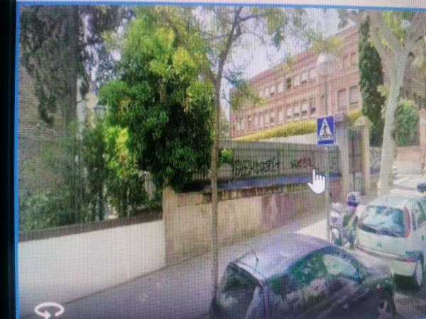 Terreno en calle de Campoamor photo