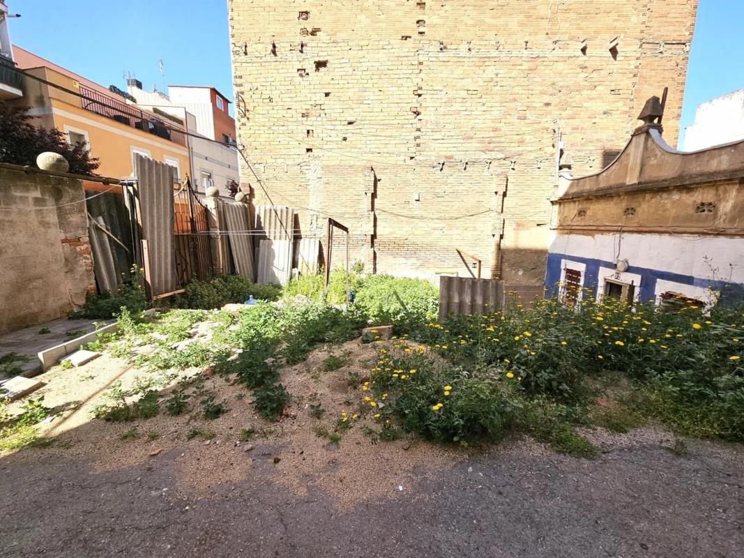 Land for sale in Barcelona, Barcelona photo 3