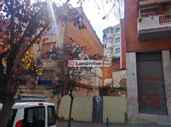 Terreno en calle del Turó de la Trinitat, 49 thumbnail 2