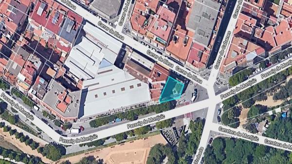 Terreno en calle de Blesa photo 1