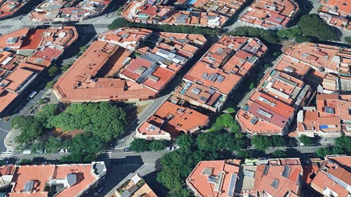 Terreno en venta en Barcelona, Barcelona photo 3