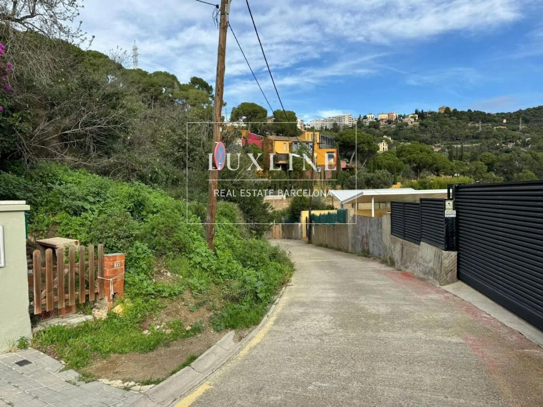 Terreno en venta en Barcelona, Barcelona photo 5