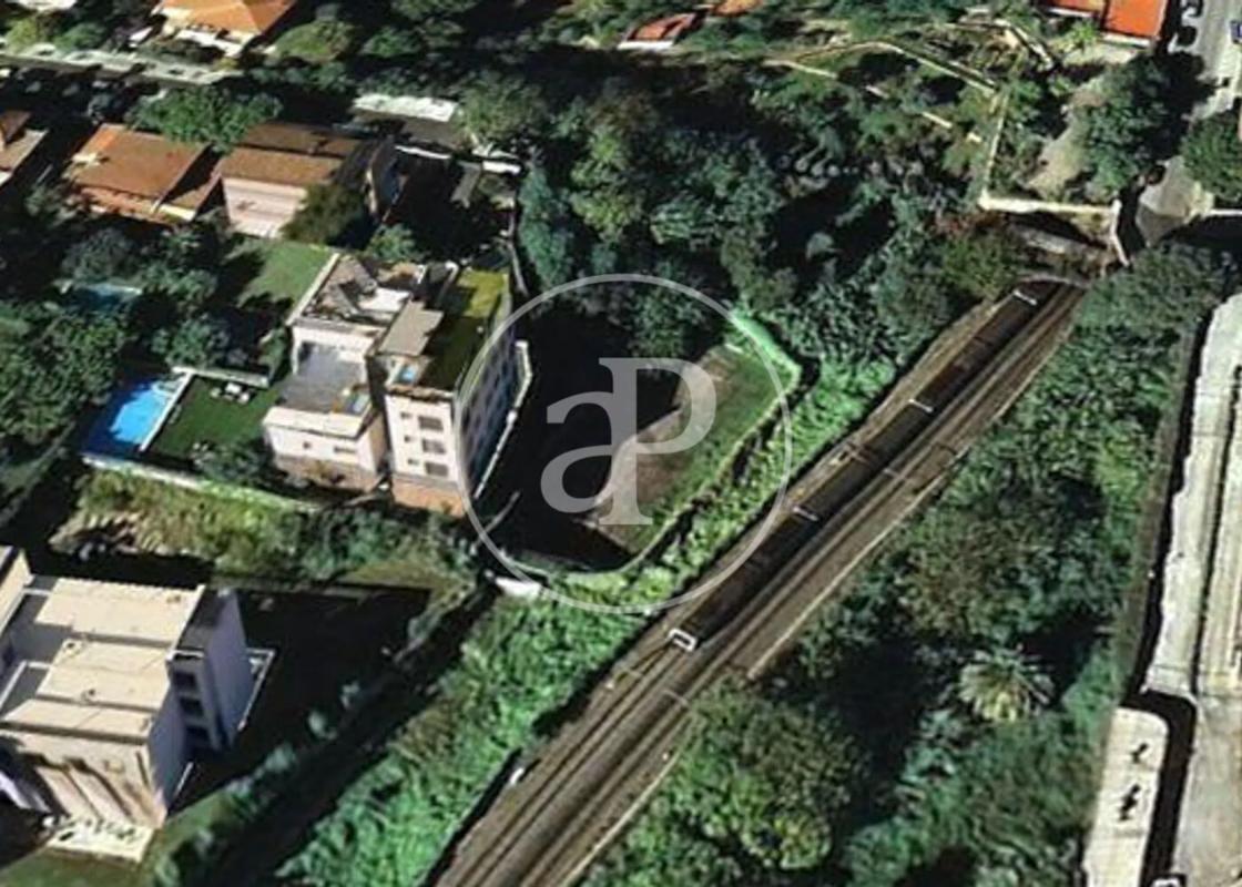 Terreno en venta en Barcelona, Barcelona photo 2