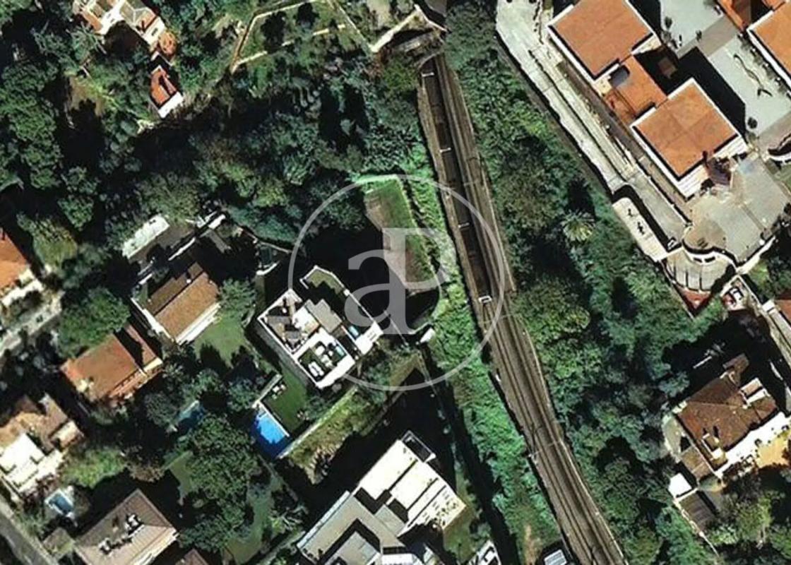 Terreno en venta en Barcelona, Barcelona photo 4