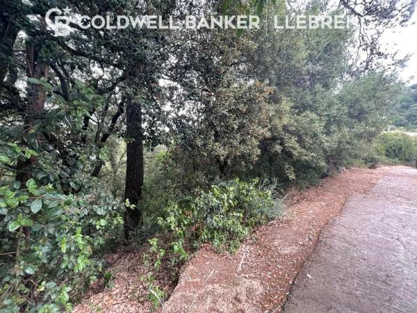 Terreno en Barrio Vallvidrera - El Tibidabo i les Planes thumbnail 1