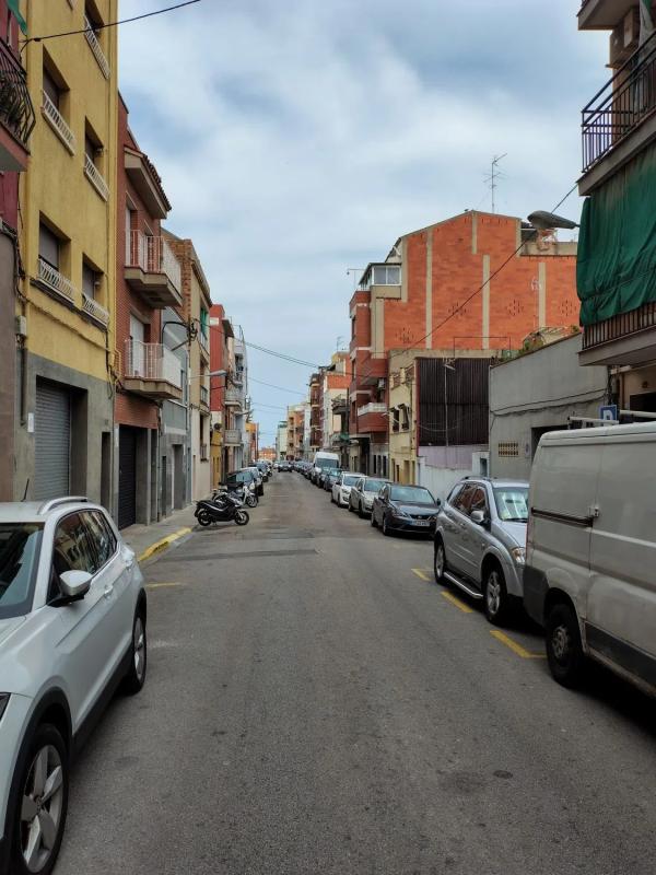 Terreno en venta en Badalona, Barcelona photo 1