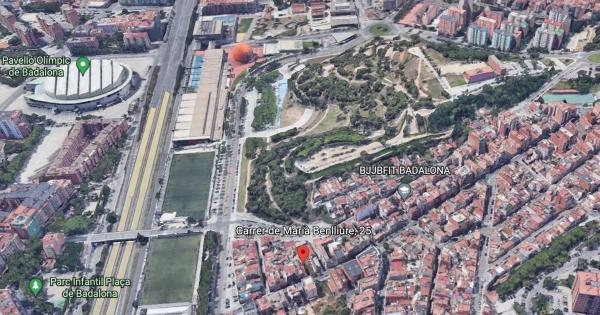 Terreno en calle de Marià Benlliure, 27 thumbnail 1