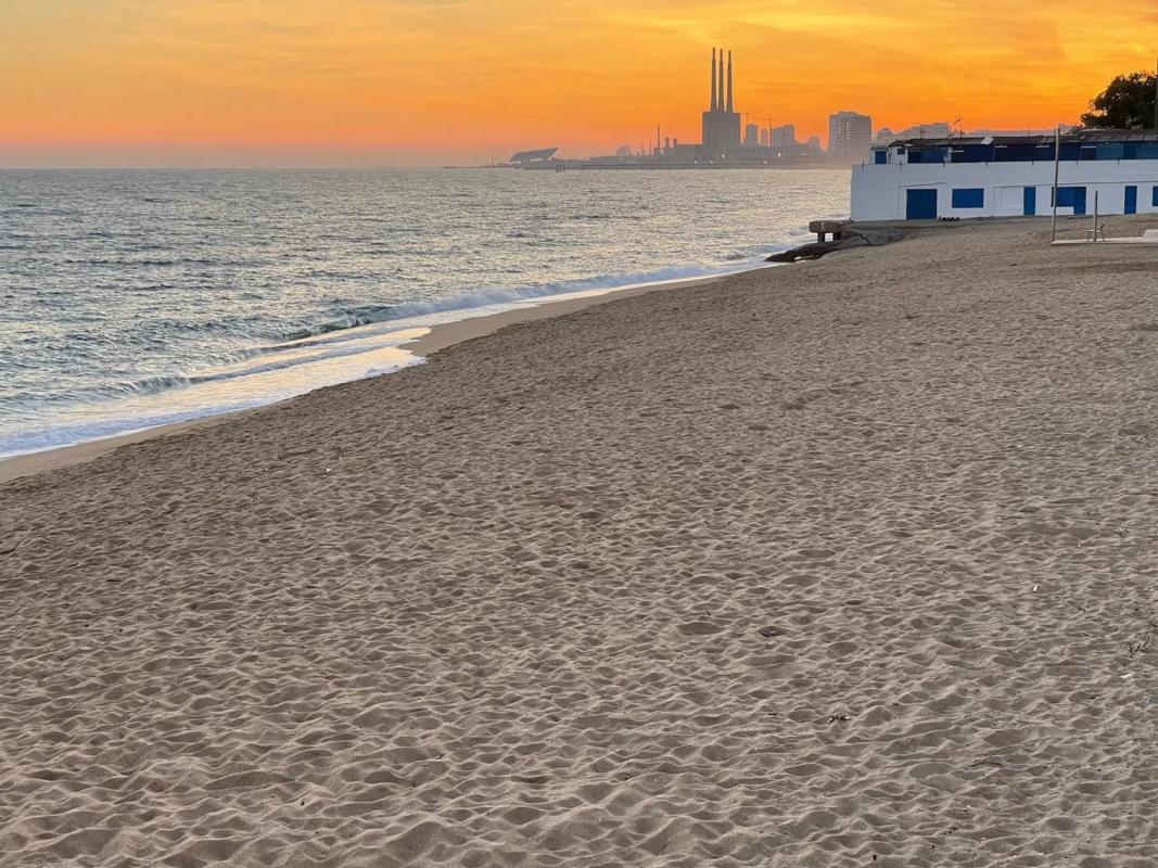 Terreno en venta en Badalona, Barcelona photo 3