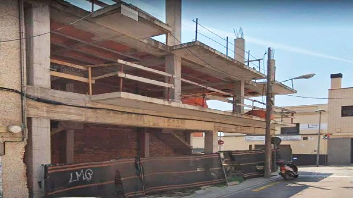 Terreno en venta en Badalona, Barcelona photo 4