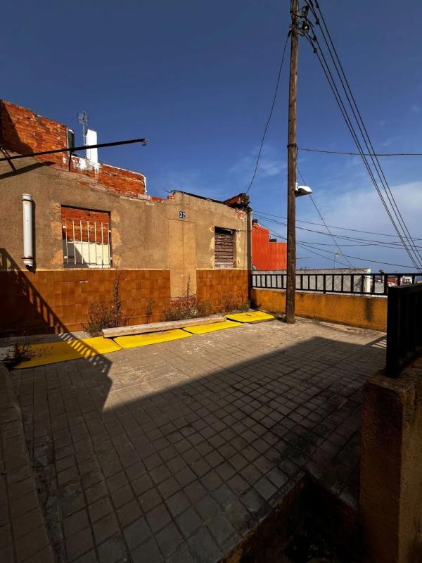 Działka na sprzedaż w Badalona, Barcelona photo 5